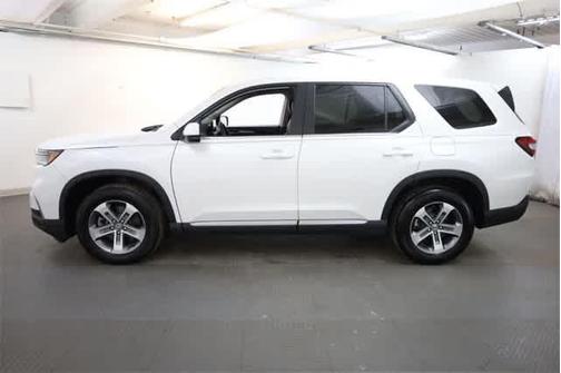 2023 Honda Pilot EX-L 8-Passenger