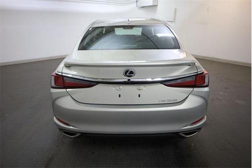2022 Lexus ES 350 Base