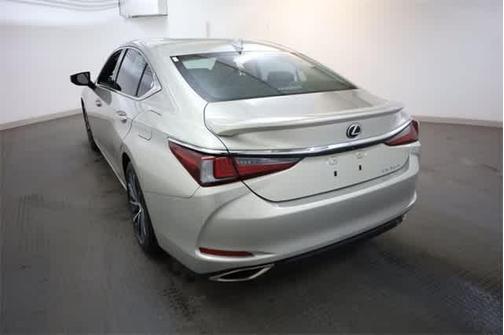 2022 Lexus ES 350 Base