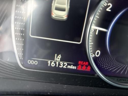 2022 Lexus ES 350 Base