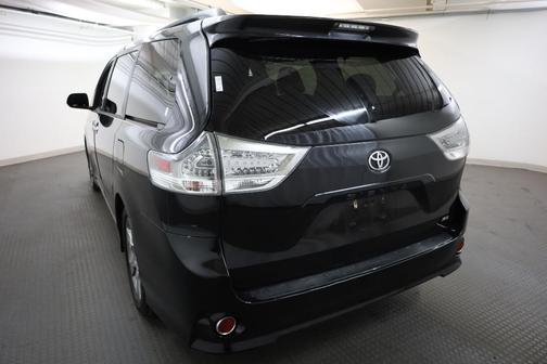 2014 Toyota Sienna SE