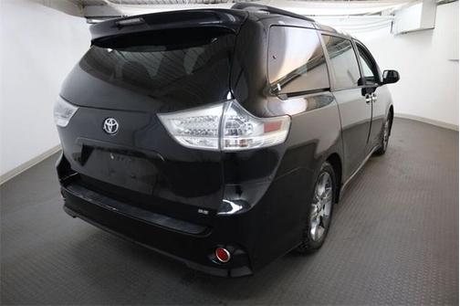 2014 Toyota Sienna SE