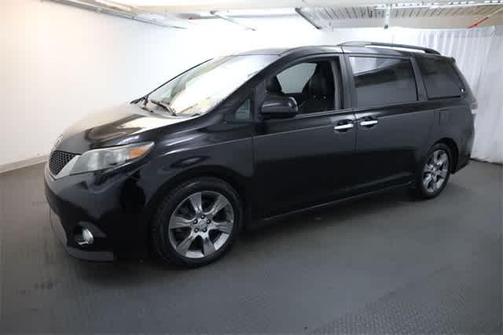 2014 Toyota Sienna SE
