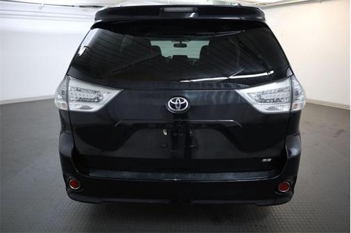 2014 Toyota Sienna SE