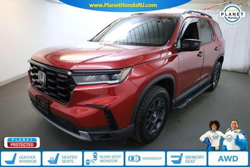 Radiant Red Metallic II 2025 Honda Pilot TrailSport