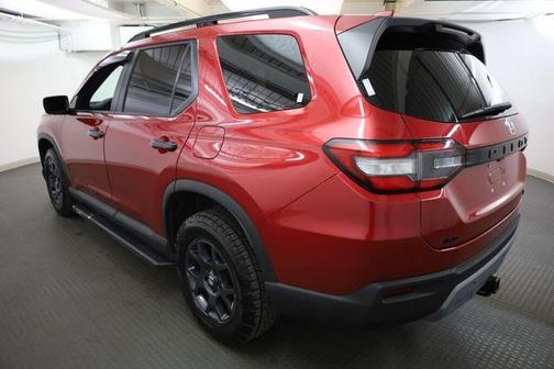 Radiant Red Metallic II 2025 Honda Pilot TrailSport