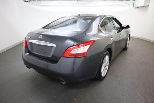 2011 Nissan Maxima SV