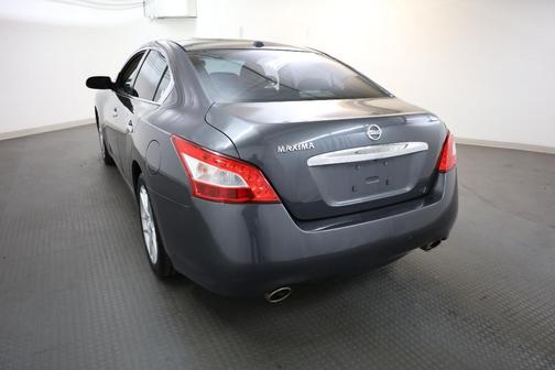 2011 Nissan Maxima SV