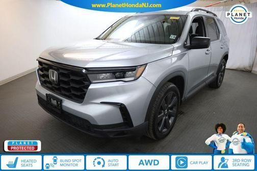 Lunar Silver Metallic 2024 Honda Pilot Sport