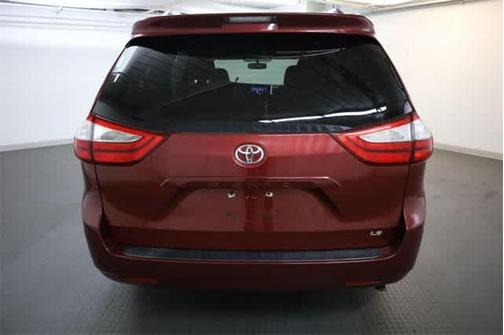 2015 Toyota Sienna LE