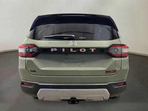 Ash Green 2026 Honda Pilot TrailSport