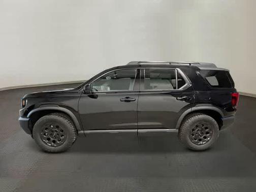 Crystal Black Pearl 2026 Honda Passport TrailSport Elite Blackout