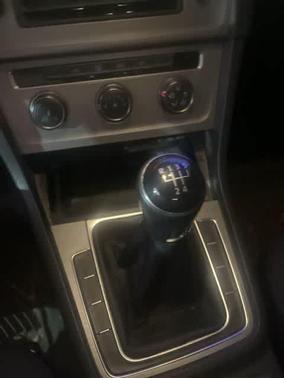 2016 Volkswagen Golf TSI S 4-Door