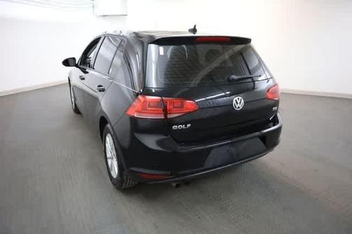 2016 Volkswagen Golf TSI S 4-Door