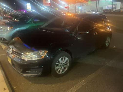 2016 Volkswagen Golf TSI S 4-Door