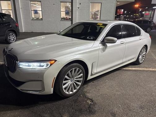 2020 BMW 740 i xDrive