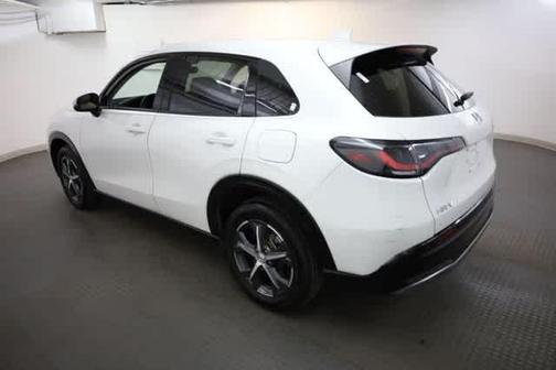Platinum White Pearl 2024 Honda HR-V EX-L