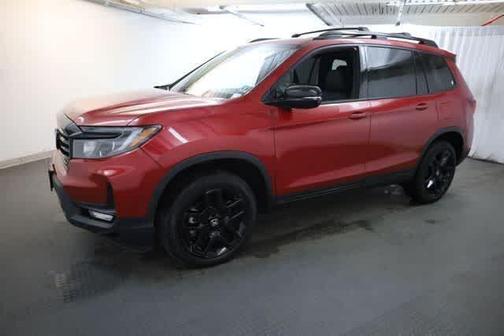 Radiant Red Metallic II 2024 Honda Passport Black Edition