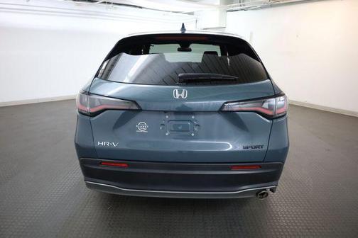 Pearl 2023 Honda HR-V Sport