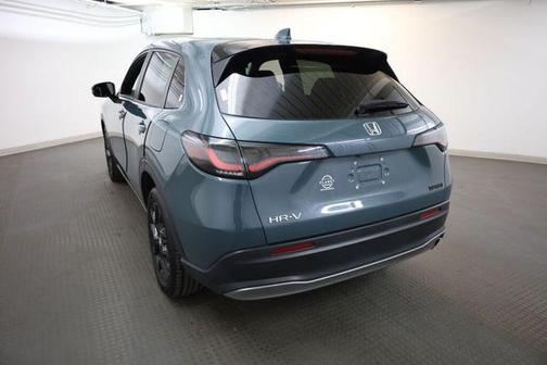 Pearl 2023 Honda HR-V Sport