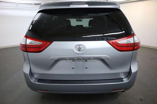 2017 Toyota Sienna L