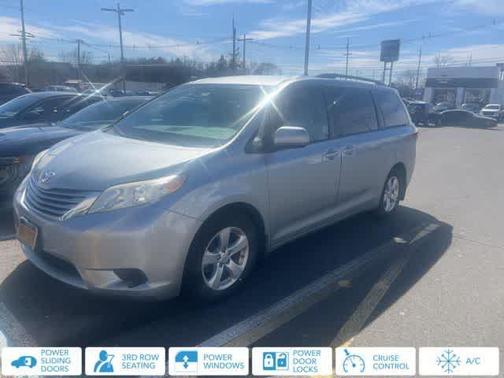 2017 Toyota Sienna L