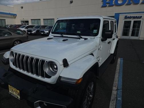 2024 Jeep Wrangler Sahara