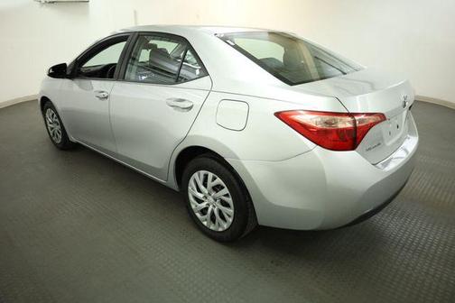 Classic Silver Metallic 2017 Toyota Corolla LE
