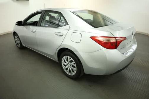 Classic Silver Metallic 2017 Toyota Corolla LE