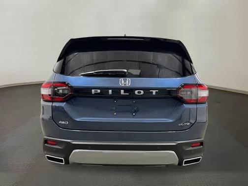 Smoke Blue 2026 Honda Pilot Elite