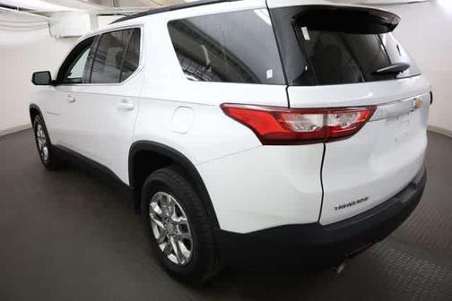Summit White 2019 Chevrolet Traverse LT Cloth