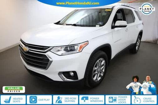 Summit White 2019 Chevrolet Traverse LT Cloth