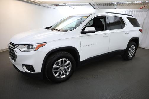 Summit White 2019 Chevrolet Traverse LT Cloth