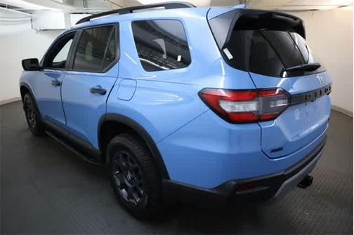 2023 Honda Pilot TrailSport