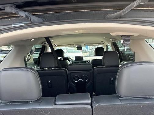 2023 Honda Pilot EX-L 8-Passenger