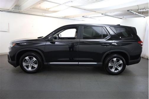 2023 Honda Pilot EX-L 8-Passenger