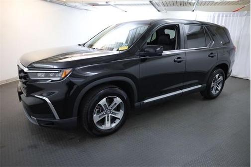 2023 Honda Pilot EX-L 8-Passenger