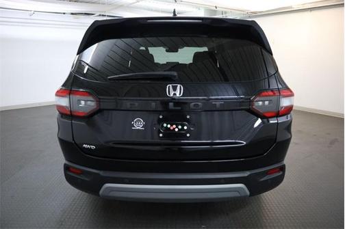 2023 Honda Pilot EX-L 8-Passenger
