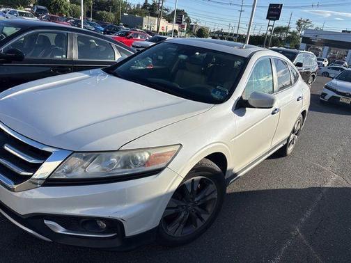 Silver 2014 Honda Crosstour EX-L