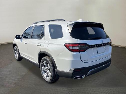 Platinum White Pearl 2026 Honda Pilot EX-L
