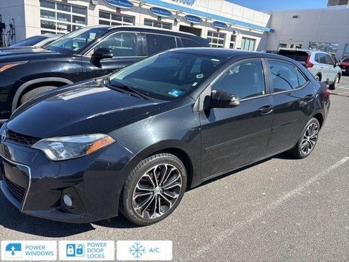 Black Sand Pearl 2016 Toyota Corolla L