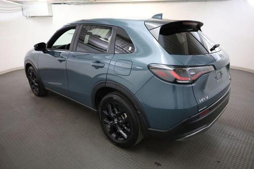 Pearl 2024 Honda HR-V Sport
