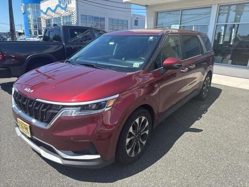 2022 Kia Carnival EX