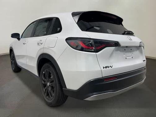 Platinum White Pearl 2027 Honda HR-V Sport