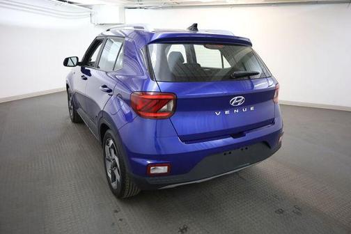 2022 Hyundai VENUE SEL