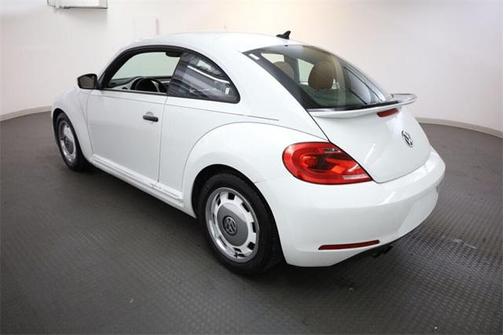 2015 Volkswagen Beetle Auto 1.8T