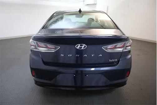 2018 Hyundai SONATA Hybrid Limited