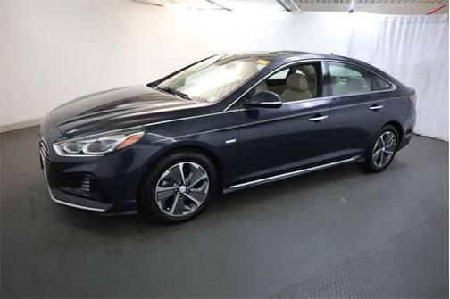 2018 Hyundai SONATA Hybrid Limited