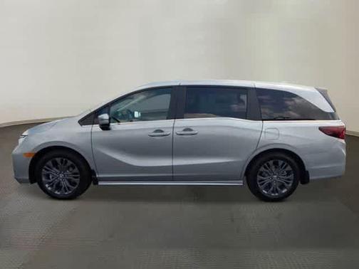 Solar Silver Metallic 2026 Honda Odyssey Touring