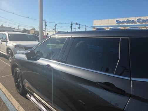 2024 Mitsubishi Outlander SE Black Edition